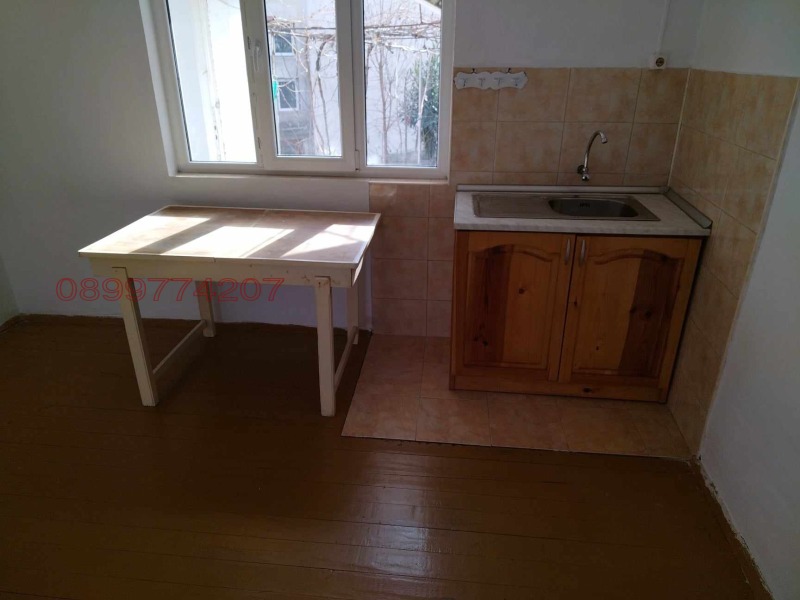 Продава КЪЩА, гр. Сандански, област Благоевград, снимка 8 - Къщи - 52780993