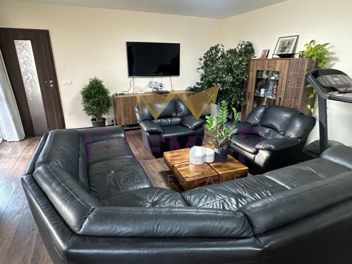 Продава КЪЩА, с. Климентово, област Варна, снимка 6 - Къщи - 52636871