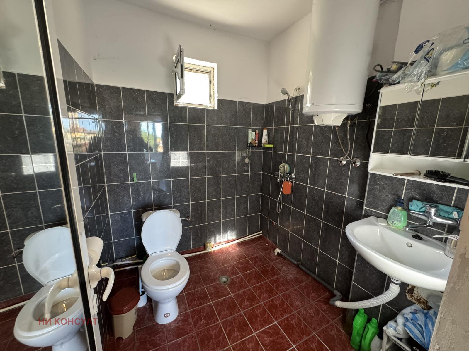 Продава КЪЩА, гр. София, Бенковски, снимка 14 - Къщи - 55517309