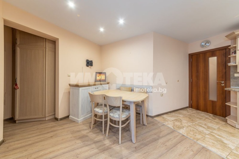 Продава  2-стаен град Варна , Гръцка махала , 72 кв.м | 48915875 - изображение [11]