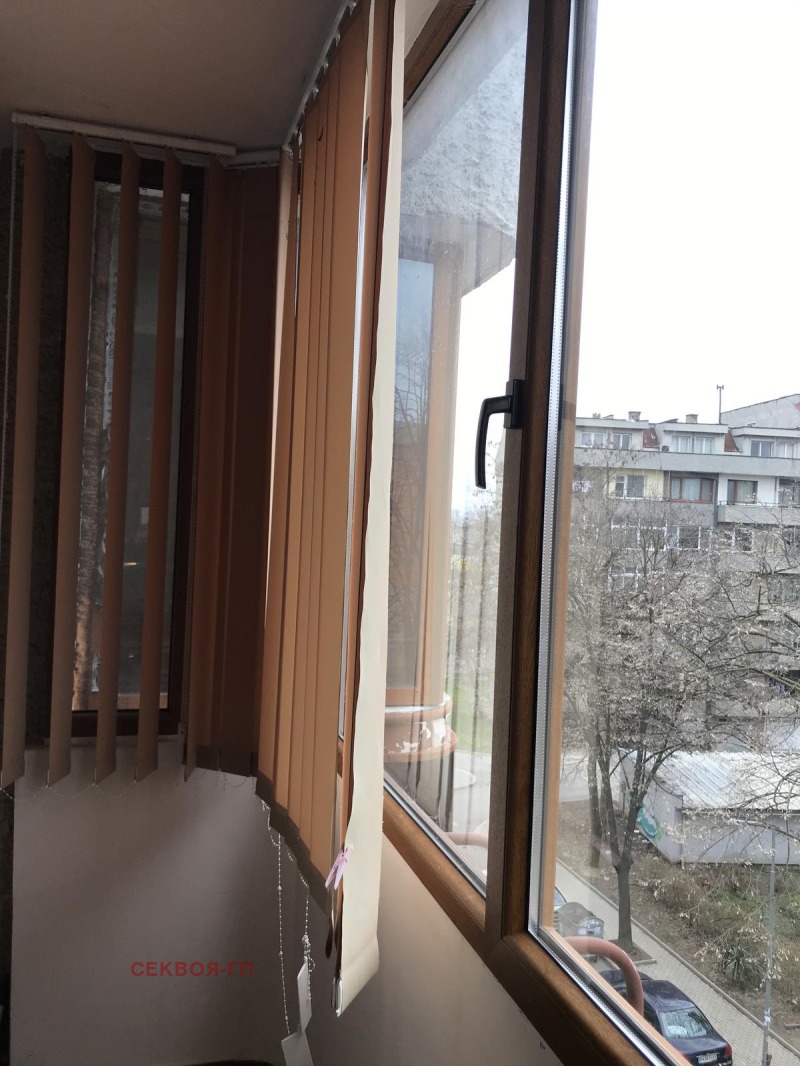 Eladó  2 hálószobás Dobrics , Centar , 95 négyzetméter | 19070394 - kép [10]