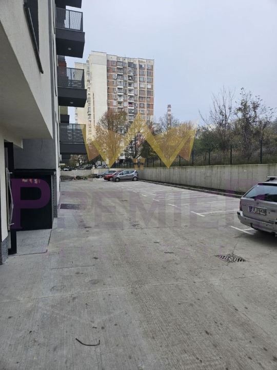 Продава ГАРАЖ, ПАРКОМЯСТО, гр. Варна, Възраждане 1