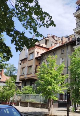 Piano della casa Lozenets, Sofia 1