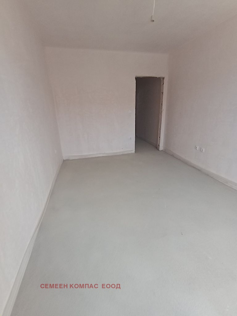 Til salg  1 soveværelse Plovdiv , Yuzhen , 74 kvm | 74617160 - billede [4]