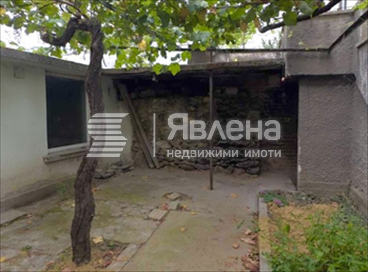 Продава ЕТАЖ ОТ КЪЩА, гр. Карлово, област Пловдив, снимка 7 - Етаж от къща - 55619510