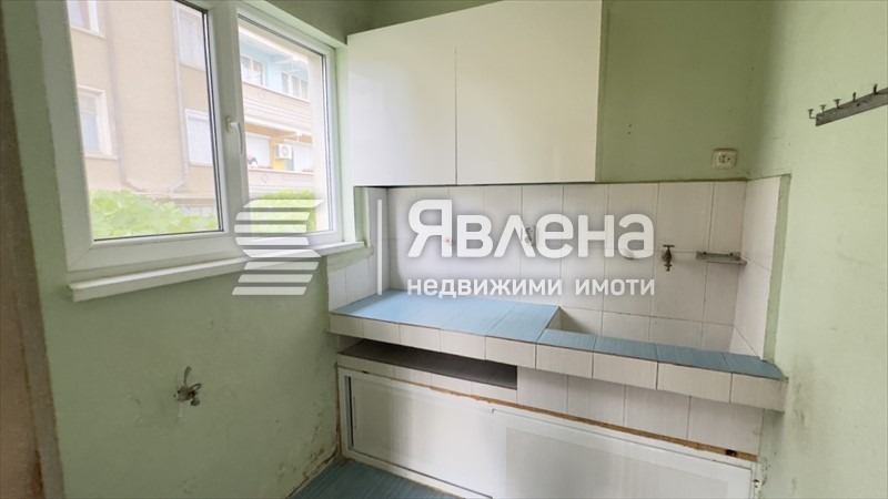Продава ЕТАЖ ОТ КЪЩА, гр. Карлово, област Пловдив, снимка 6 - Етаж от къща - 55619510