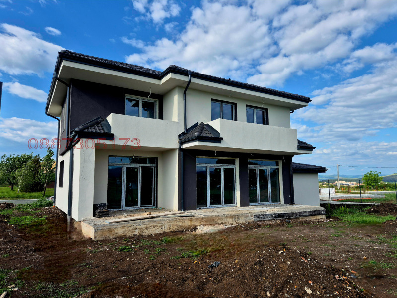 Till salu  Hus region Sofia , Aldomirovci , 267 kvm | 82328694 - bild [15]