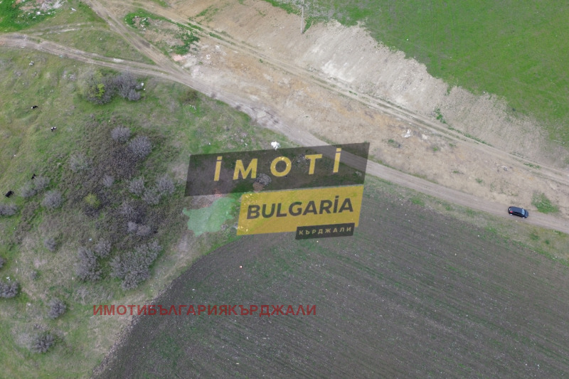 Na prodej  Spiknutí Kardžali , Veselčane , 2478 m2 | 52780628 - obraz [3]