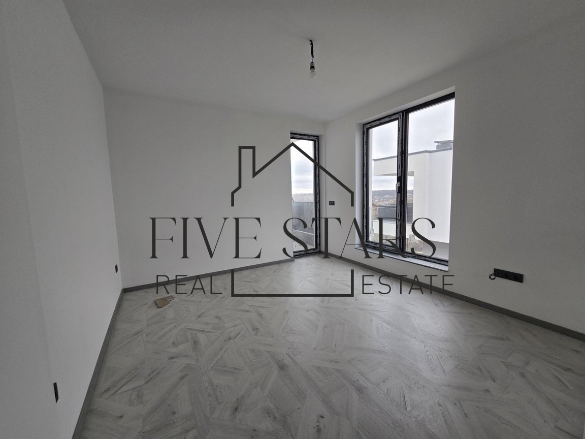Продава КЪЩА, гр. Варна, м-т Боровец - юг, снимка 10 - Къщи - 55844079