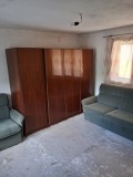 Продава КЪЩА, гр. Баня, област Пловдив, снимка 2