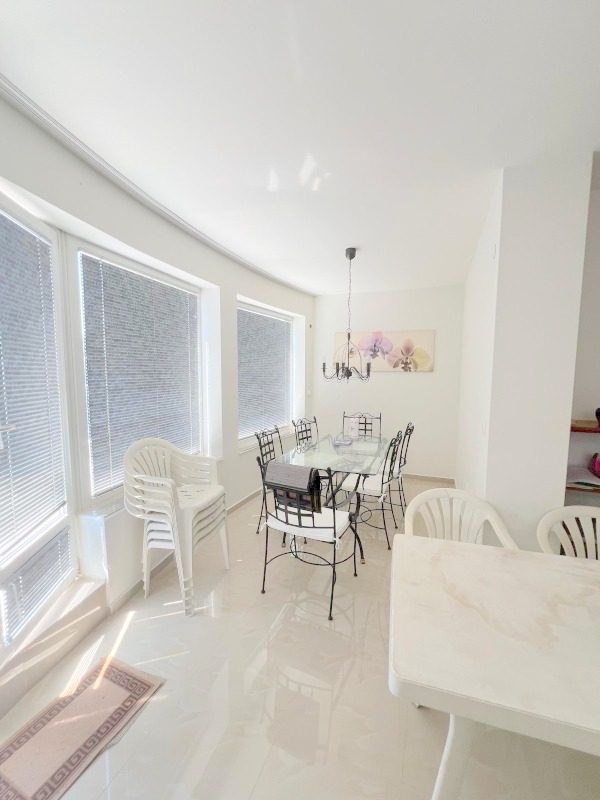 Продава МНОГОСТАЕН, град Бургас, Сарафово • 227000 € / 443973.41 лв. • 15476475 1