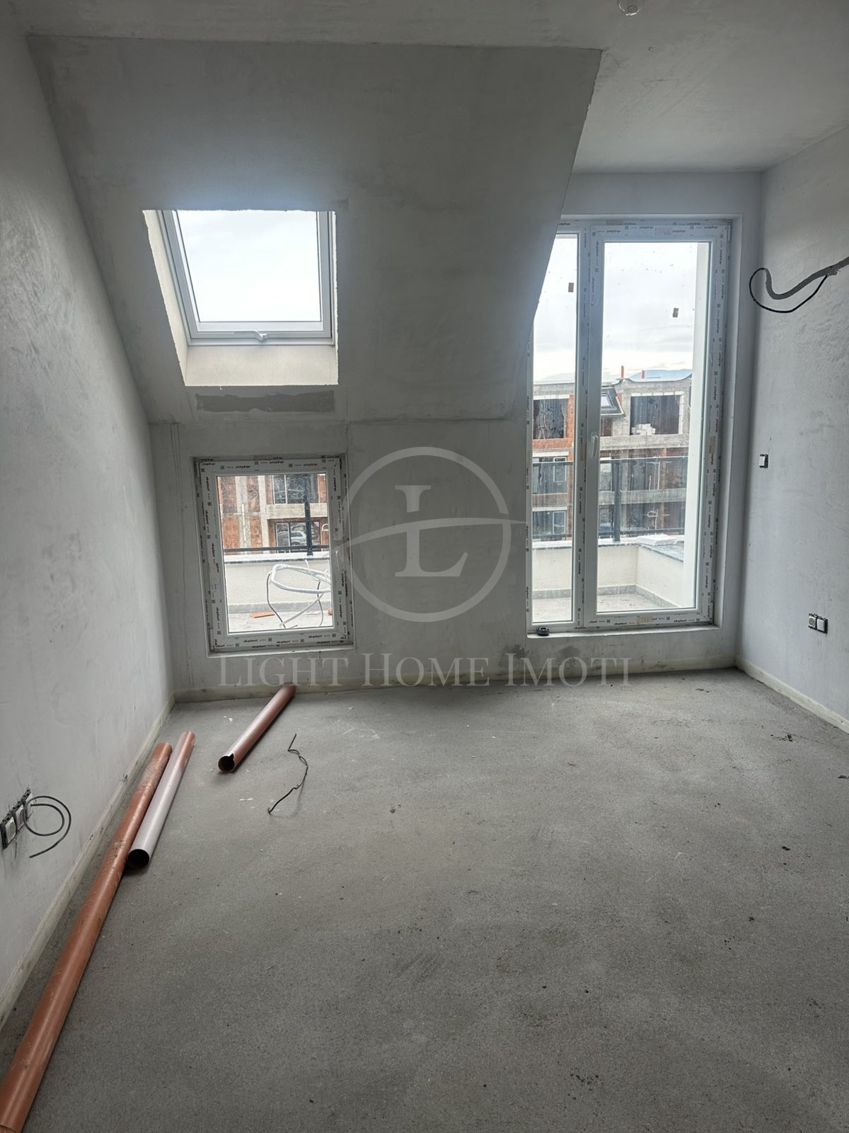 Продава 3-СТАЕН, гр. Пловдив, Остромила, снимка 2 - Апартаменти - 53729588