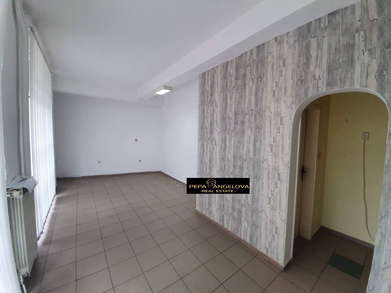Продава ОФИС, гр. Пловдив, Център