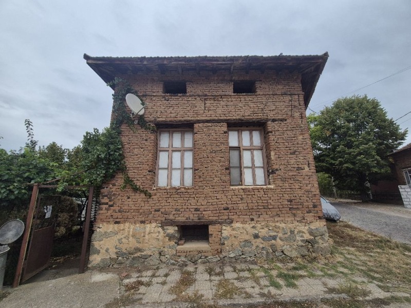 Продава КЪЩА в област Пазарджик, гр. Панагюрище - 95 кв.м / 32 000 € » 62 586.56 лв., ДЕЛТА 3 РИЪЛ ЕСТЕЙТ ТМ ООД