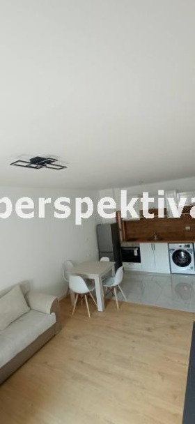 Продава 2-СТАЕН, гр. Пловдив, Кючук Париж, снимка 3 - Апартаменти - 56211078