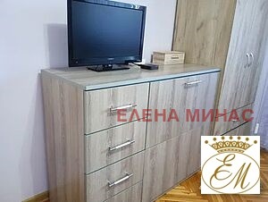 Продава 2-СТАЕН, гр. Шумен, Еверест, снимка 7 - Aпартаменти - 49086353