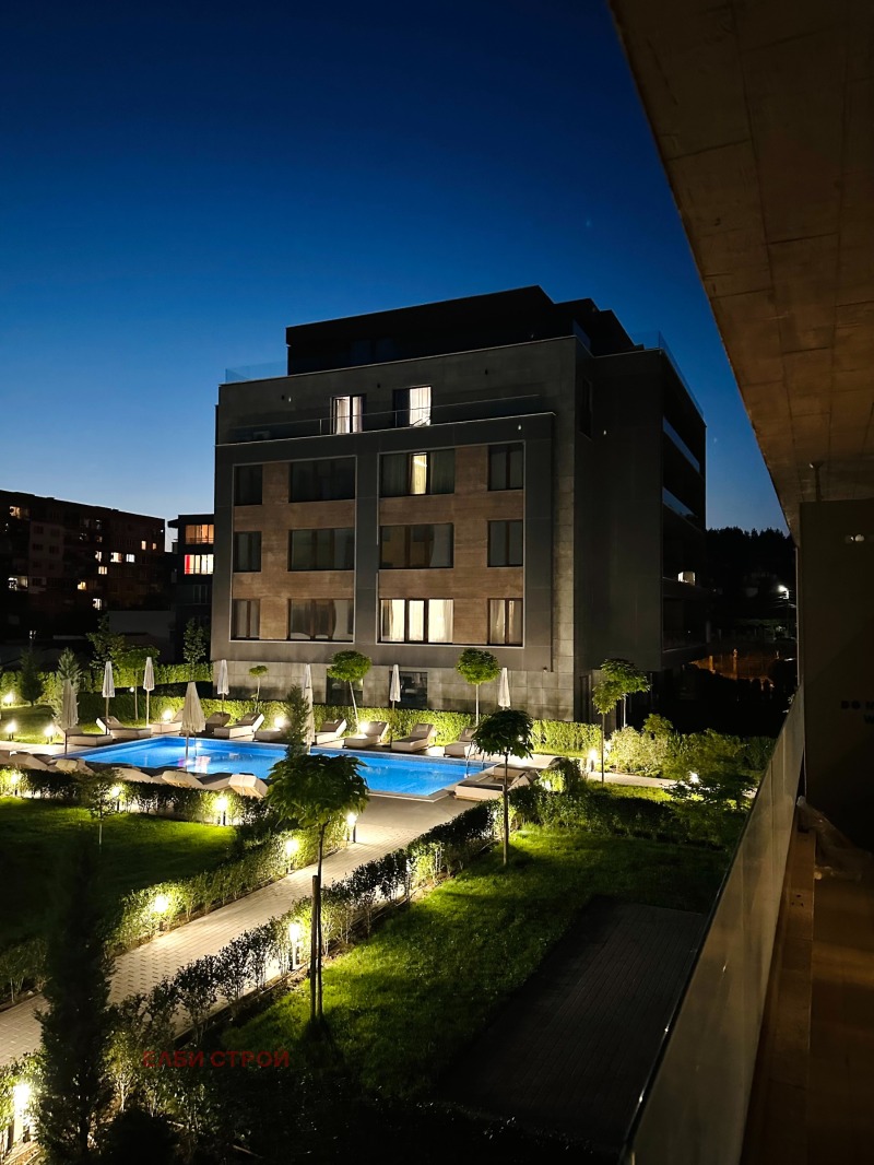 Продава  3-стаен град Перник , Изток , 93 кв.м | 40988235 - изображение [16]