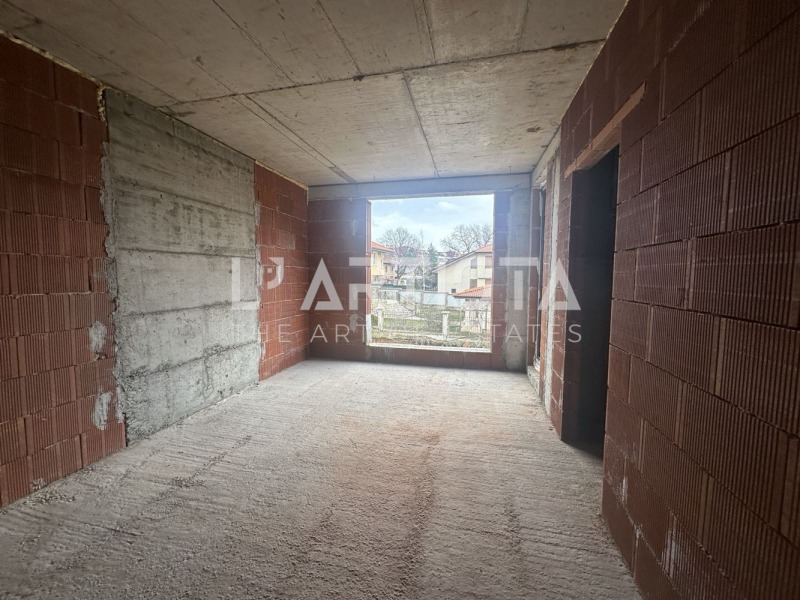 Продава МНОГОСТАЕН, гр. София, Бояна, снимка 2 - Апартаменти - 52276484