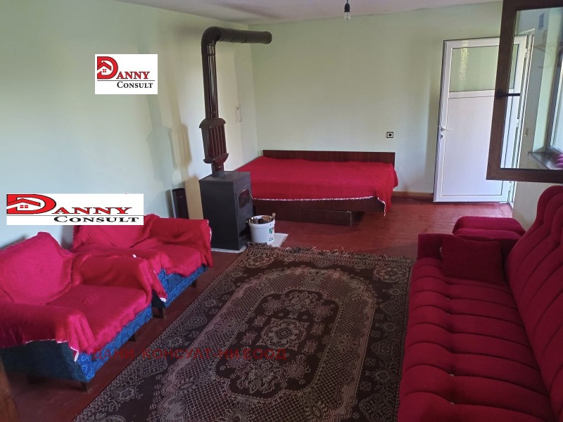 Na prodej  Dům oblast Veliko Tarnovo , Chotnica , 110 m2 | 70028676 - obraz [2]