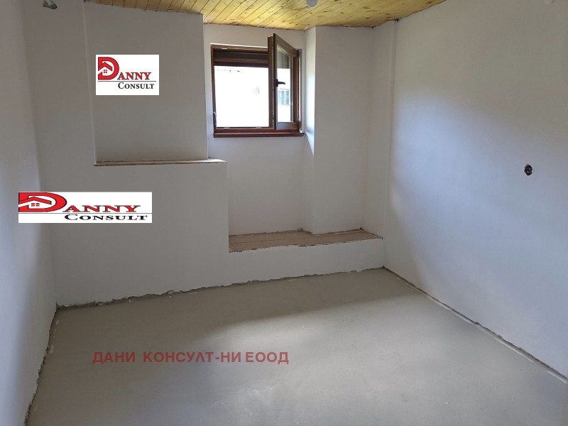 Te koop  Huis regio Veliko Tarnovo , Chotnitsa , 110 m² | 70028676 - afbeelding [5]