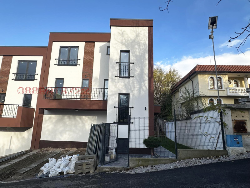 Продава КЪЩА, гр. София, гр. Банкя, снимка 3 - Къщи - 52512969