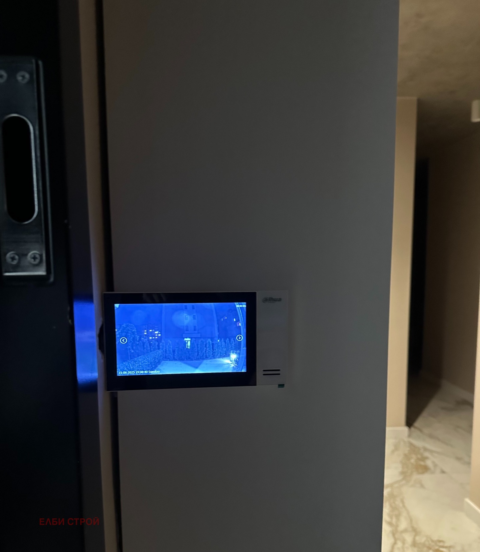 Продава 3-СТАЕН, гр. Перник, Изток, снимка 14 - Апартаменти - 54114177