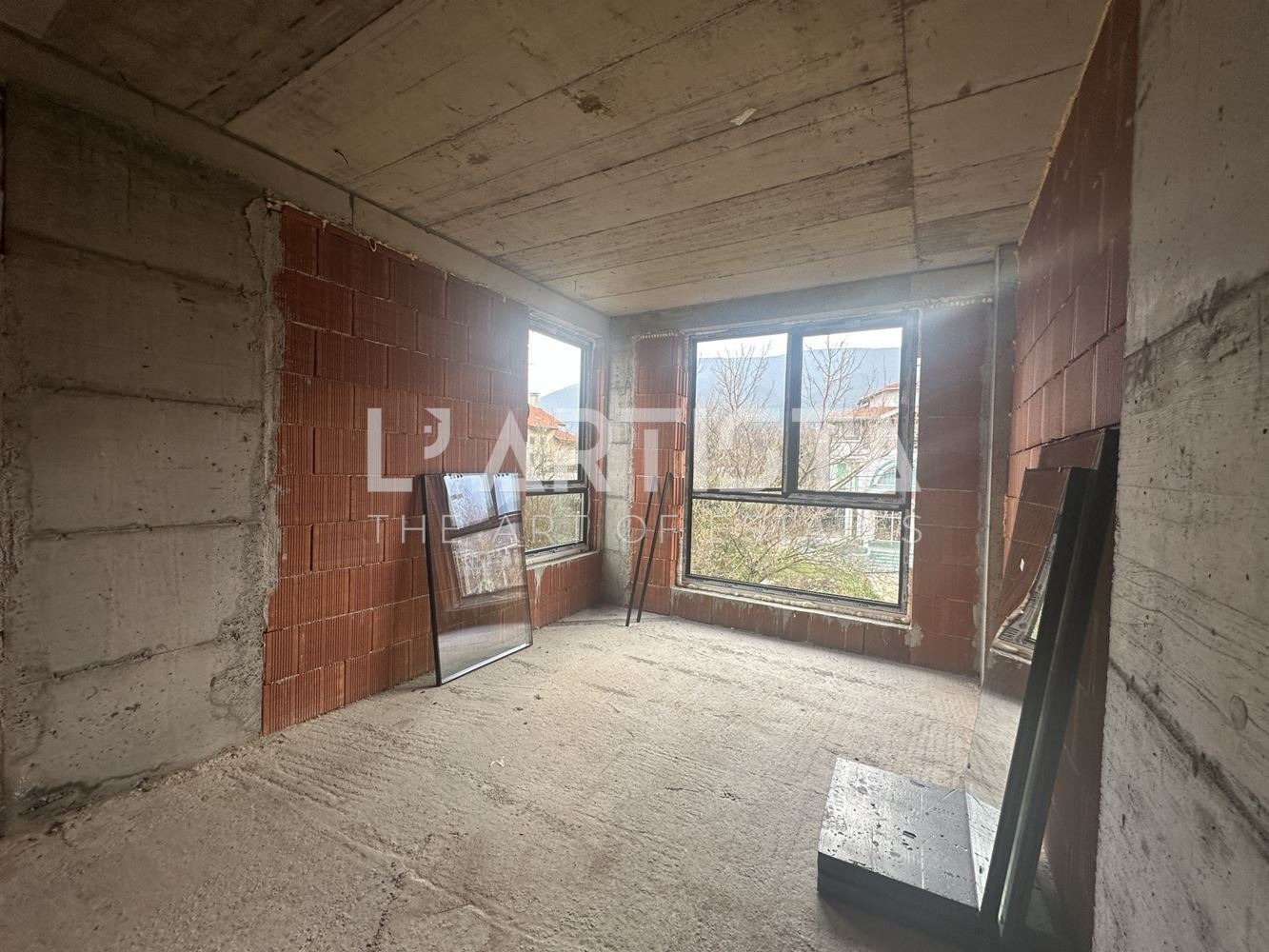 Продава МНОГОСТАЕН, гр. София, Бояна, снимка 2 - Апартаменти - 52276484