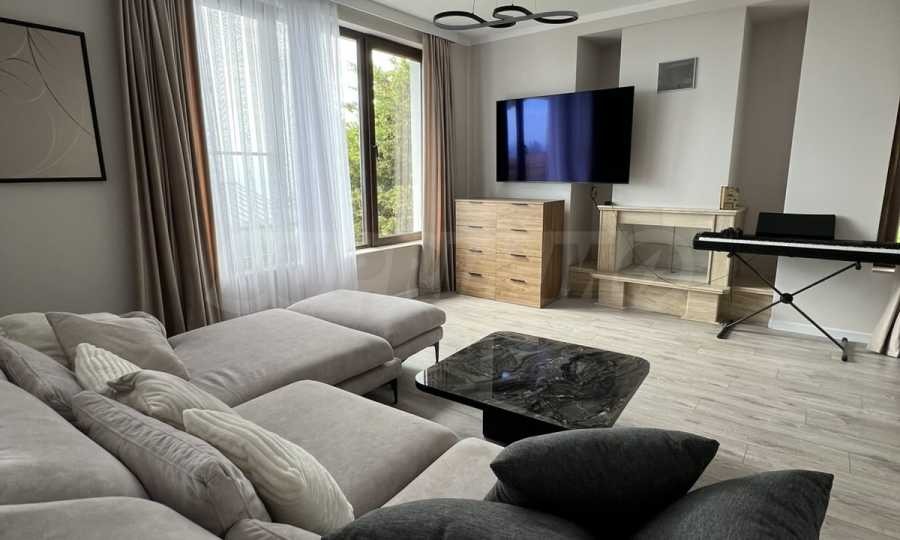 Продава КЪЩА, гр. Балчик, област Добрич, снимка 4 - Къщи - 56482897
