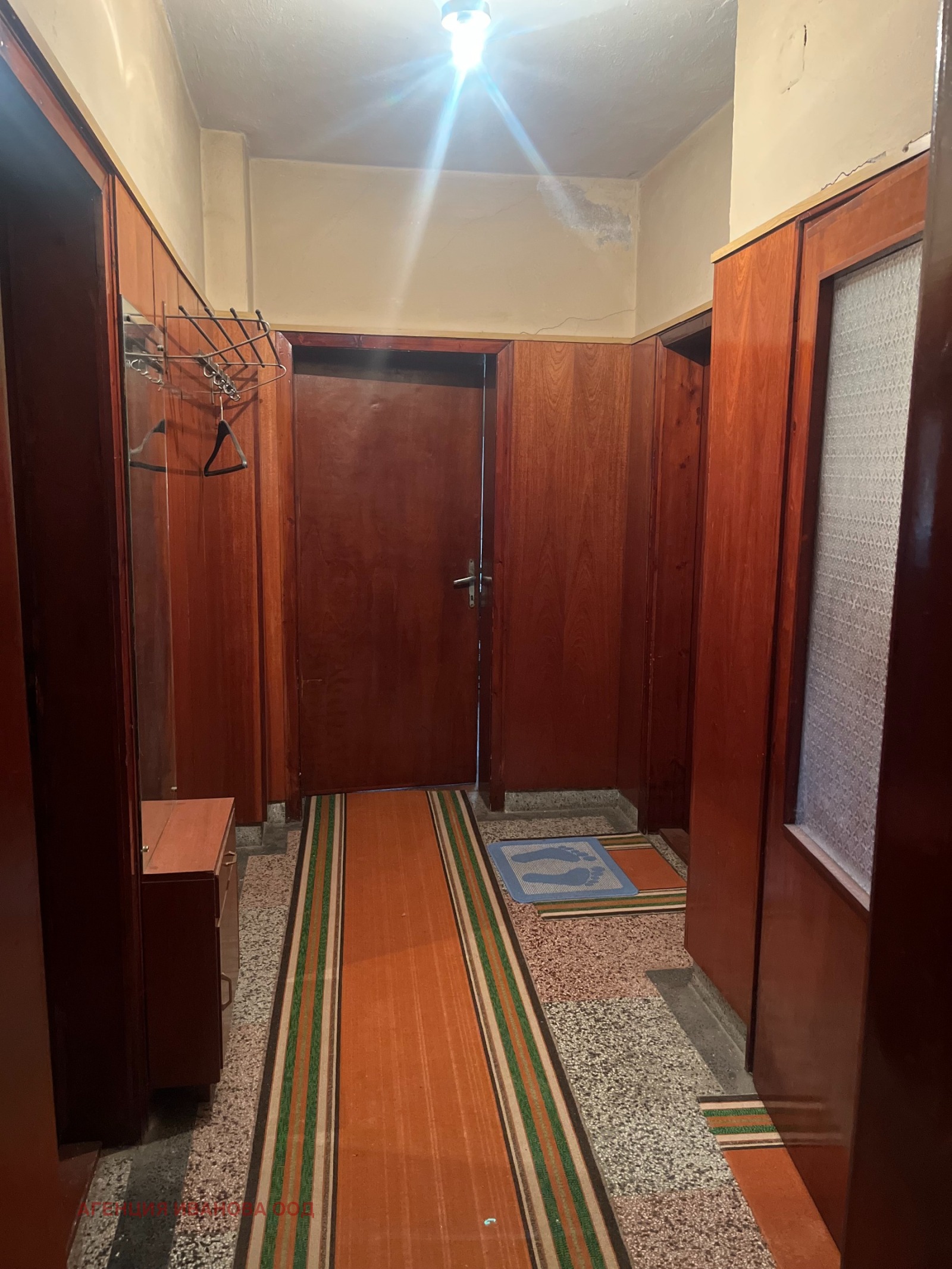 Продава ЕТАЖ ОТ КЪЩА, гр. Попово, област Търговище, снимка 6 - Етаж от къща - 54915249