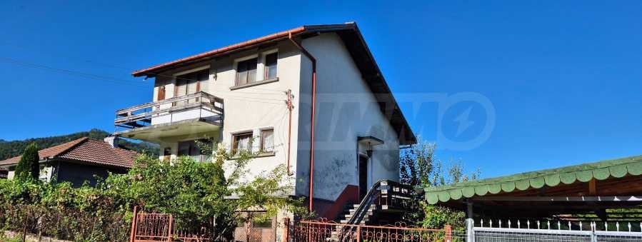 Продава КЪЩА, с. Боазът, област Габрово