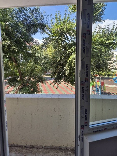 Продава МНОГОСТАЕН, гр. Бургас, Лазур, снимка 5 - Апартаменти - 52665307