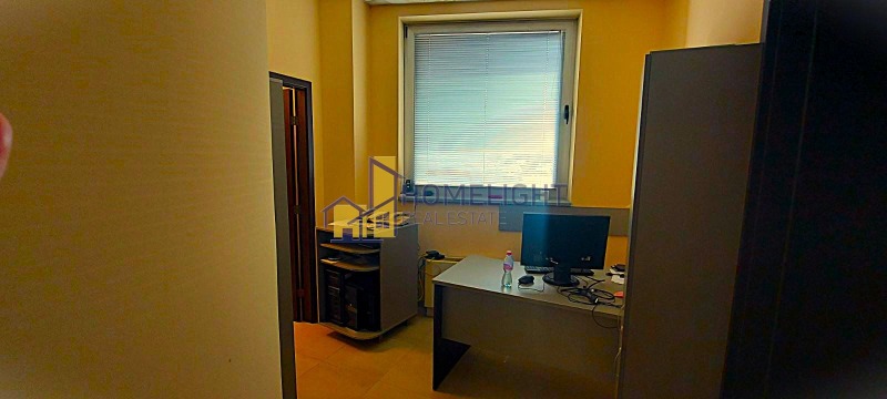 Zu verkaufen  Büro Sofia , Poligona , 48 qm | 83884660 - Bild [5]