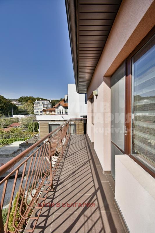 Til salg  Hus Varna , m-t Alen mak , 273 kvm | 82933186 - billede [14]