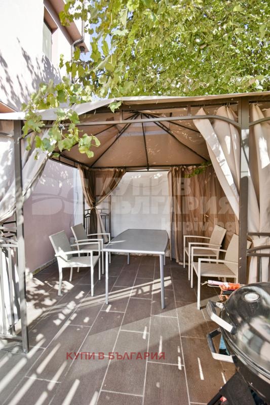 Til salg  Hus Varna , m-t Alen mak , 273 kvm | 82933186 - billede [8]