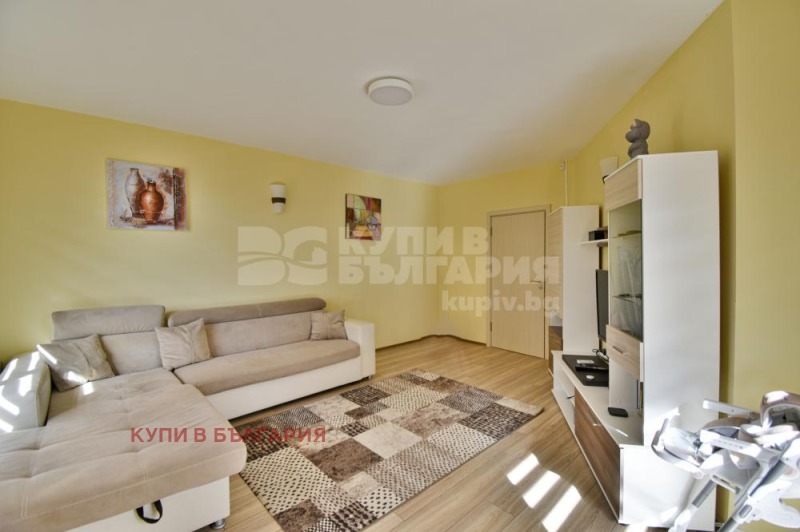 Til salg  Hus Varna , m-t Alen mak , 273 kvm | 82933186 - billede [5]