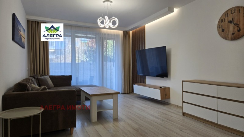 Продава КЪЩА, гр. Пазарджик, Център, снимка 2 - Къщи - 52624849
