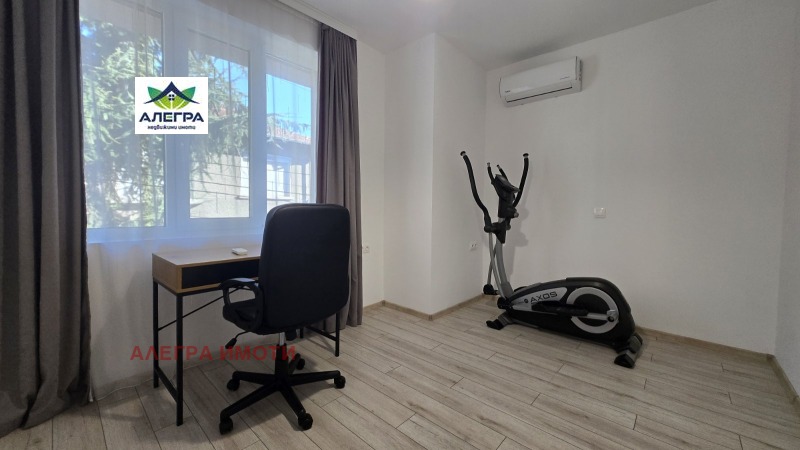 Продава КЪЩА, гр. Пазарджик, Център, снимка 9 - Къщи - 52624849