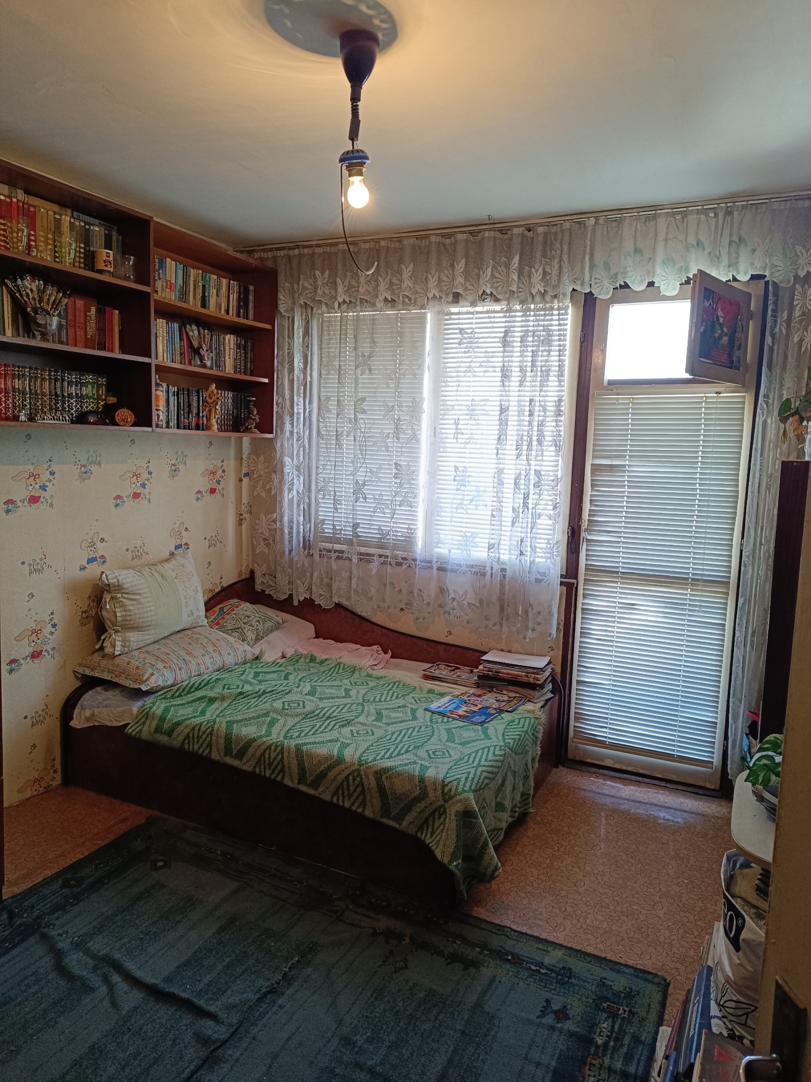 Продава 2-СТАЕН, гр. Стара Загора, Три чучура - юг, снимка 2 - Апартаменти - 50980403