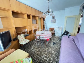 2 Schlafzimmer Strelbishte, Sofia 1