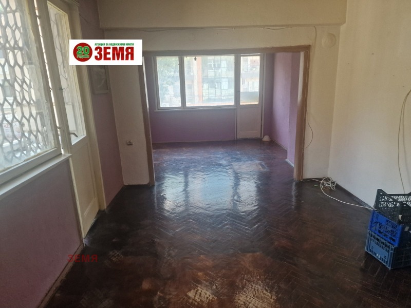 À venda  2 quartos Pazardjik , Idealen centar , 110 m² | 14587864