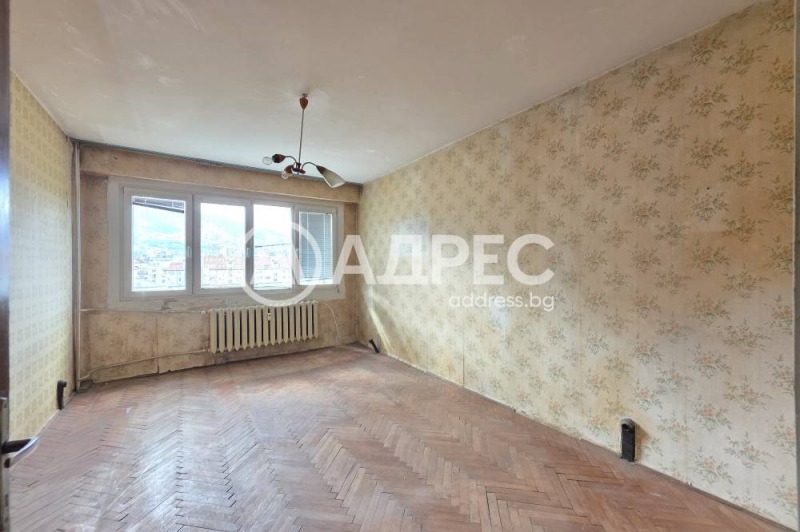 Продава 3-СТАЕН, гр. София, Борово, снимка 2 - Апартаменти - 52327925