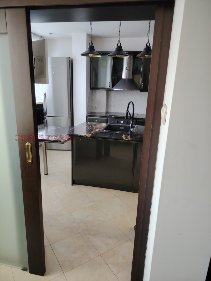 Продава 3-СТАЕН, гр. София, Банишора, снимка 2 - Апартаменти - 53597854