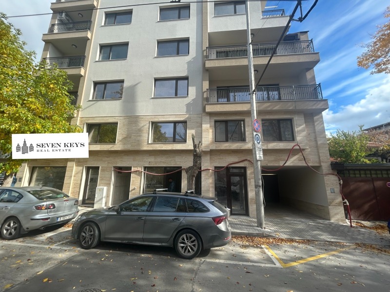 Продава ГАРАЖ в град Варна, Център - 34 кв.м / 75 000 € » 146 687.25 лв., СЕДЕМ КЛЮЧА НЕДВИЖИМИ ИМОТИ
