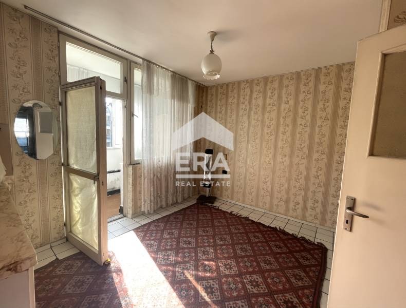 Продава  2-стаен град Кърджали , Център , 94 кв.м | 81912733 - изображение [13]