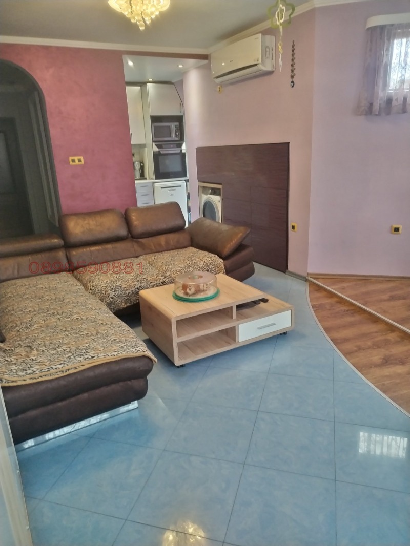 Продава 2-СТАЕН, гр. Бургас, Изгрев, снимка 2 - Апартаменти - 53386165