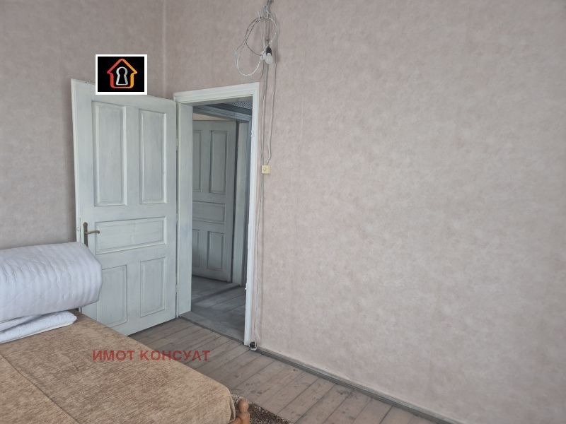 Продава 3-СТАЕН, гр. Враца, Център, снимка 6 - Апартаменти - 55262350