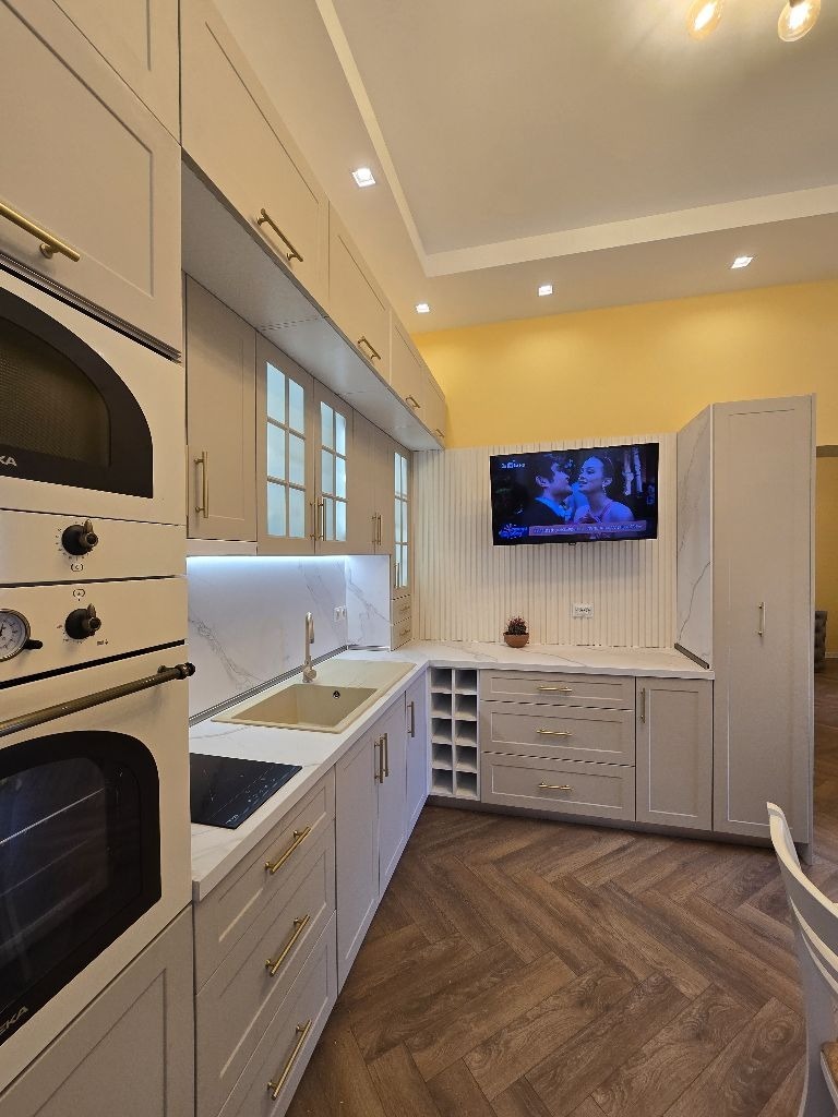 Продава КЪЩА, гр. Русе, Център, снимка 4 - Къщи - 56345384