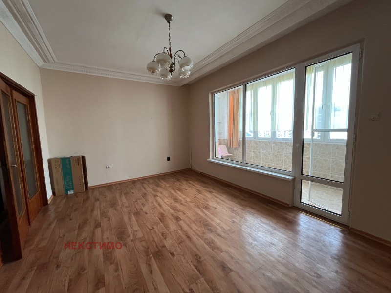 Na prodej  2 ložnice Plovdiv , Centar , 92 m2 | 69022234