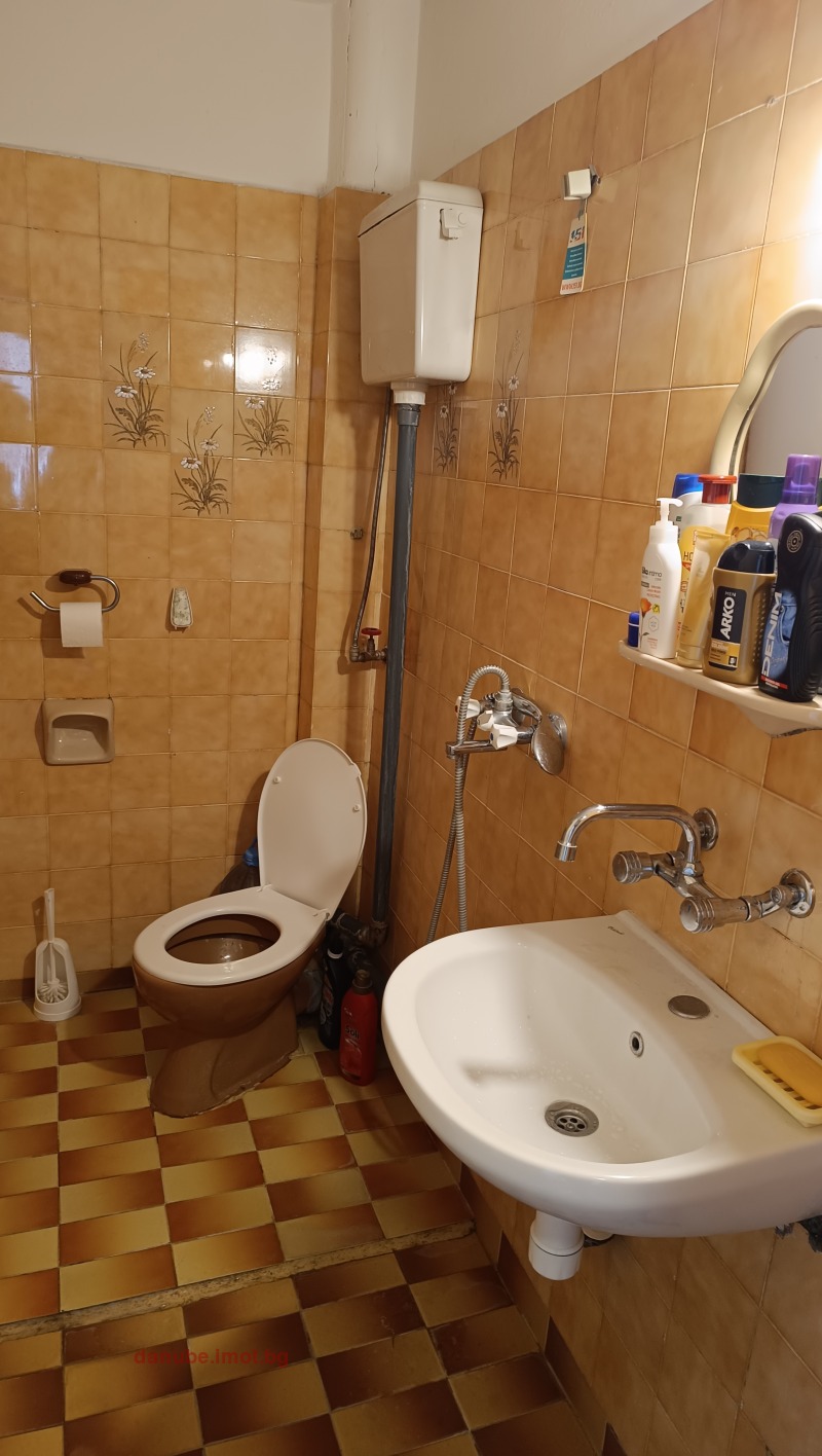 Till salu  2 sovrum Ruse , Sjirok centar , 70 kvm | 16008688 - bild [12]