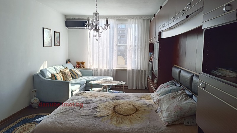 Till salu  2 sovrum Ruse , Sjirok centar , 70 kvm | 16008688